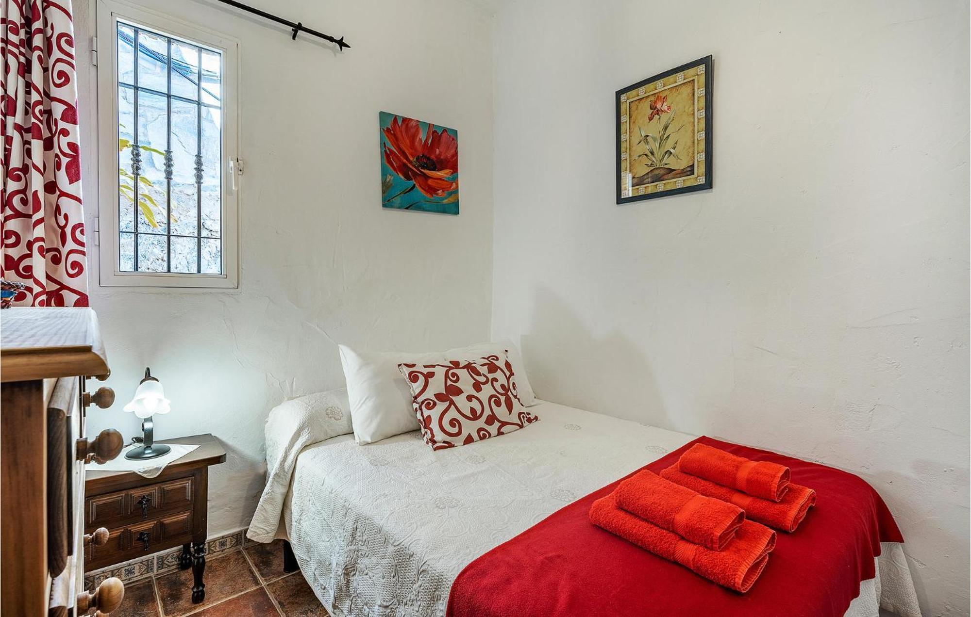 Amazing Home In Frigiliana With Kitchen Zewnętrze zdjęcie