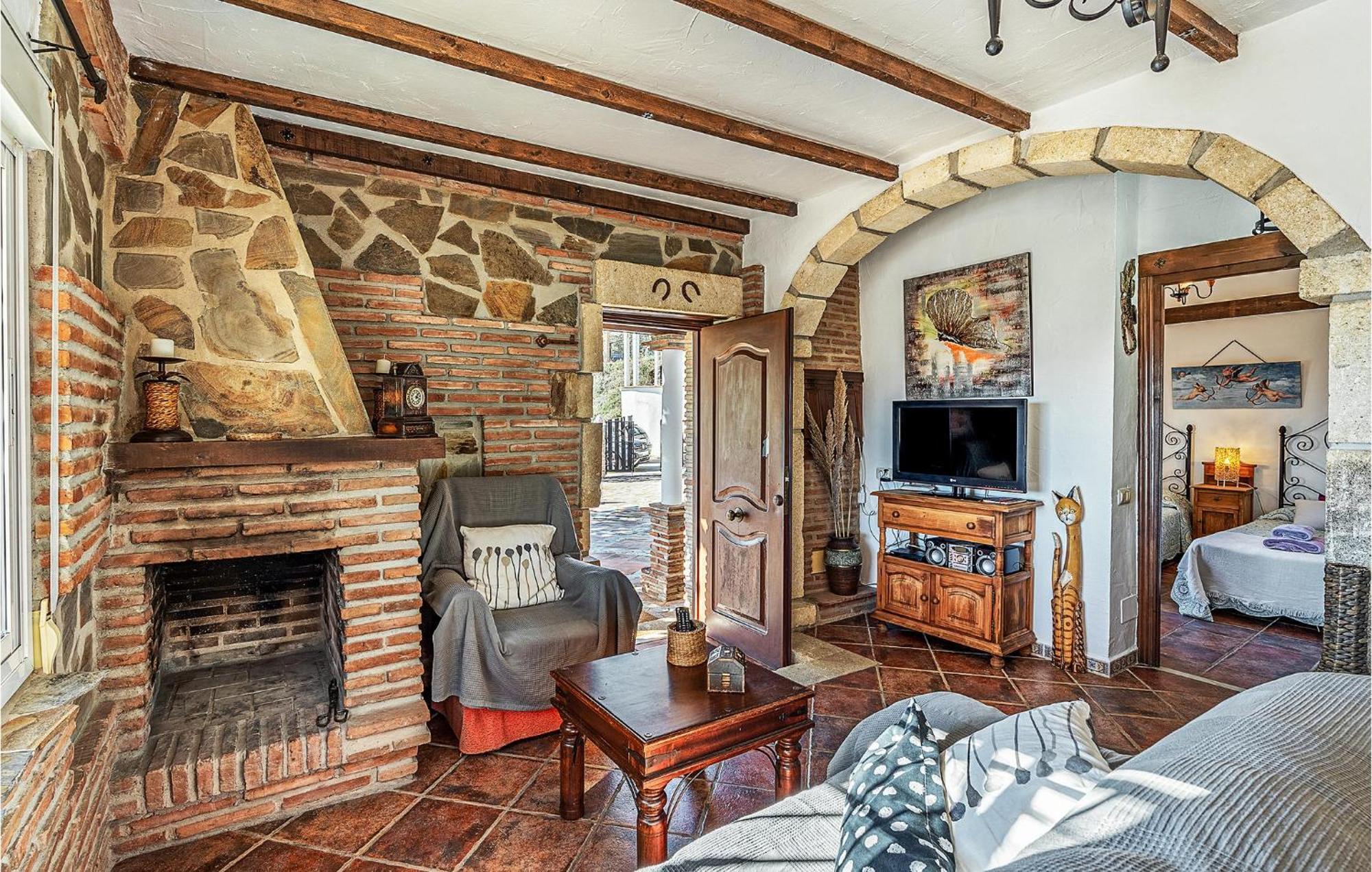 Amazing Home In Frigiliana With Kitchen Zewnętrze zdjęcie